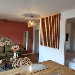  Apartment * Le Chamarelle * Hyper Centre *